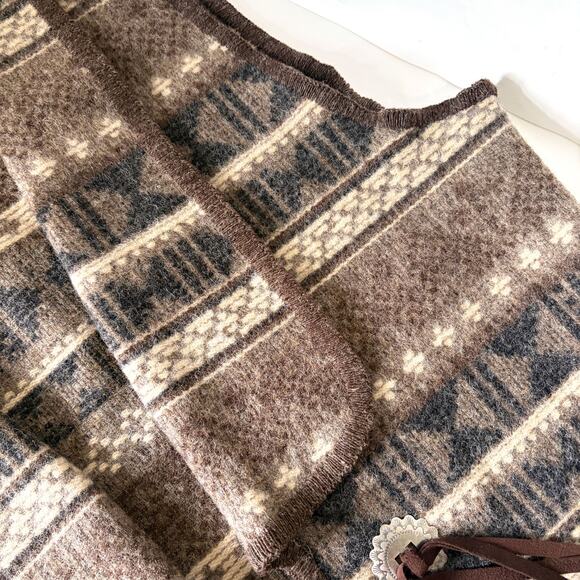 WOOLRICH VTG Wool Aztec Western Fringed Vest Made in USA in Brown Size L - Picture 9 of 12